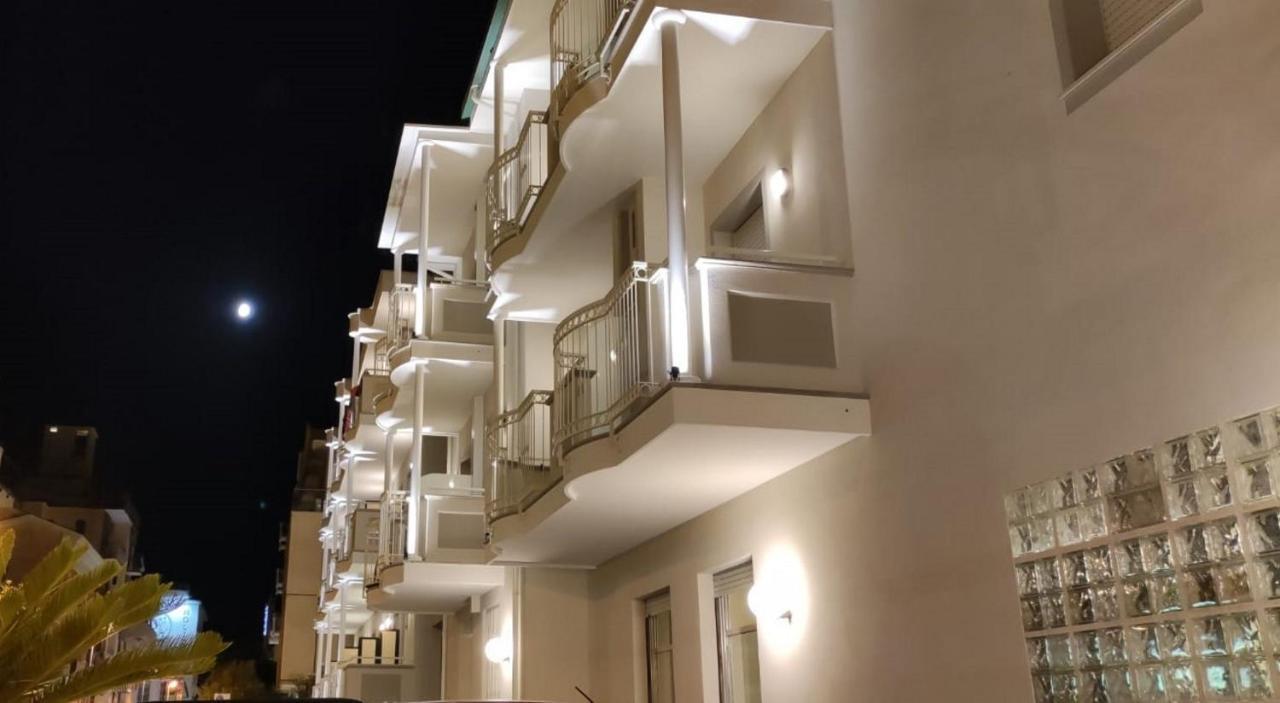 Hotel Des Bains Cattolica Dış mekan fotoğraf