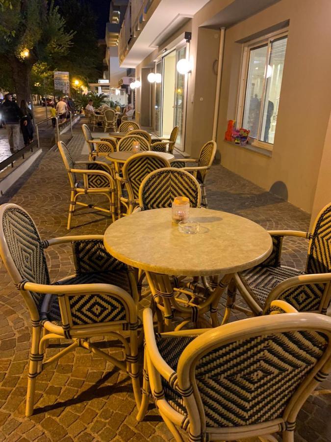 Hotel Des Bains Cattolica Dış mekan fotoğraf