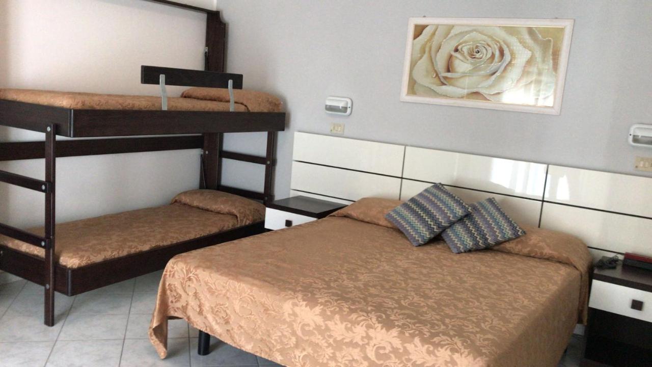 Hotel Des Bains Cattolica Dış mekan fotoğraf